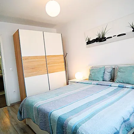 Relaxing Coresi Apartment
